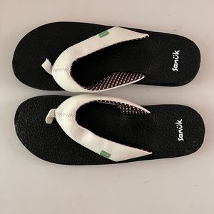 Sanuk Yoga Mat Flip Flops